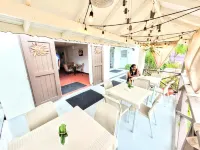 Ellen Bay Inn Hotels in Willikies