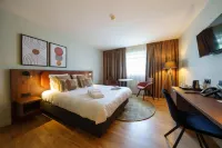 Hotel les Jardins de La Molignée فنادق في Anhee