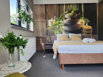 돔 고스치니 조던  호텔