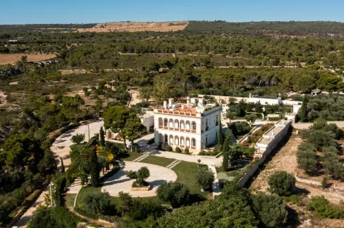 Mastropà Exclusive Resort فنادق في Province of Taranto