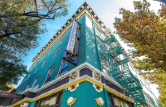 Hotel Clariana Các khách sạn gần Cung thể thao SAP Center