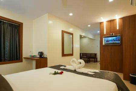 Royal Plaza City Отели рядом с достопримечательностью «J. D. T. Masjid»