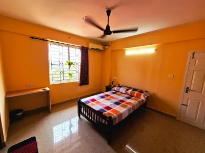 Amity Landmark Hotels near Kodikuthumala Panchayth Ground