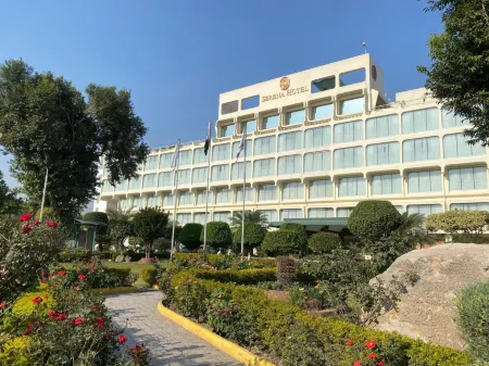Peshawar Serena Hotel Отели в г. Пешавар