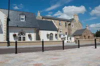 Dumfries Arms Hotel Hotels in Mauchline