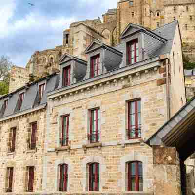 La Mère Poulard Hotel Exterior