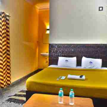 Dolphin Resort Rooms