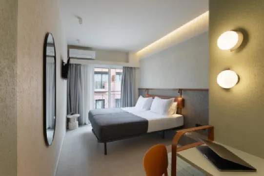 Evripides Hotel โรงแรมในPsiri