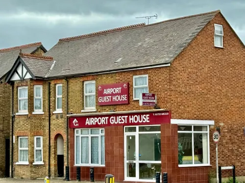 Airport Guest House - 2-Star