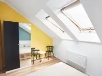 Dizzy Daisy Hostel Отели рядом с достопримечательностью «Клепаж»