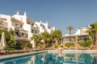 Aparthotel Nelva Resort - Pool