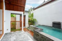 Merta Luwih Villa - 私人泳池