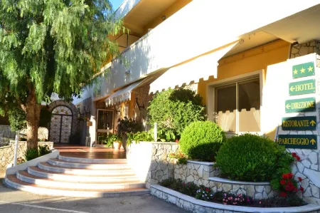 Yellow Park Hotel Отели в г. Grotticella-Scarfato