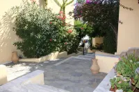 Alexander House Hotel