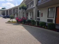 Baymont by Wyndham Troy Hotels in Troy