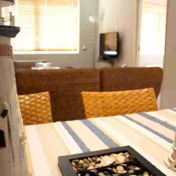 Surferscorner Self Catering Apartments Dining/Meeting Rooms