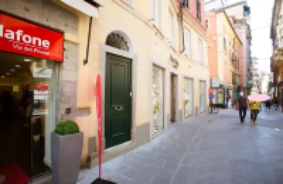 斯佩西亞地球優雅公寓 5 號酒店