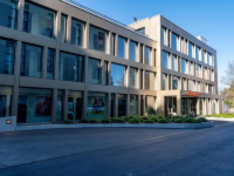 โรงแรมแนช แพรทิค โรงแรมในเจนีวา