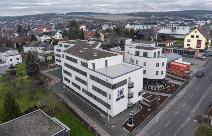 EE Hotel