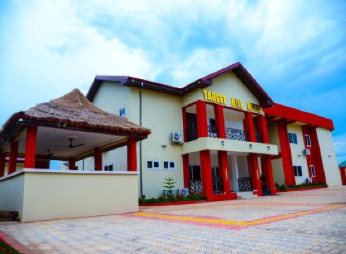 Target Hill Hotel