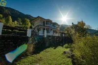 Alt Life - Dharamkot (Mcleodganj) Отели рядом с достопримечательностью «Додан човк»