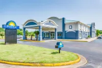 Days Inn by Wyndham Coliseum Montgomery Al Hotels in Wetumpka