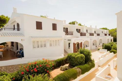 Apartamentos Sa Cala Hôtels à : Area Metropolitana de Ciutadella