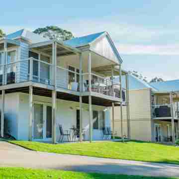 McMillans of Metung Coastal Resort Hotel Exterior