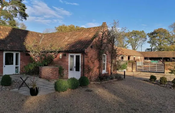 卡里克城堡農場酒店