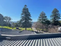 Seabreeze Hotel Hotels in Salamander Bay