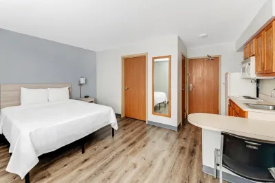 Birch Hill Suites Dayton-WP AFB Hotels in Beavercreek