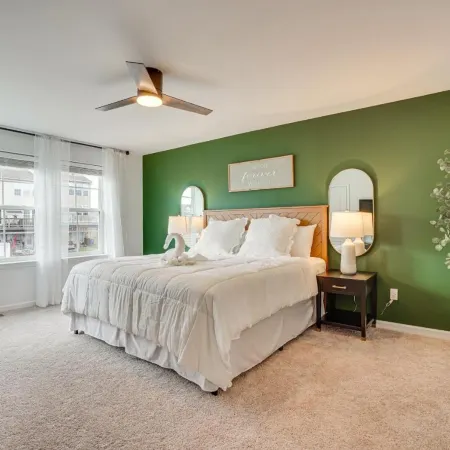Great for Families! Townhome 9 Mi to Harpers Ferry