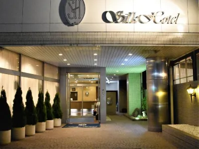 Silk Hotel Hotels near Shinden Park