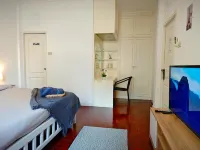 Homey Stay and Cafe by Hematoa