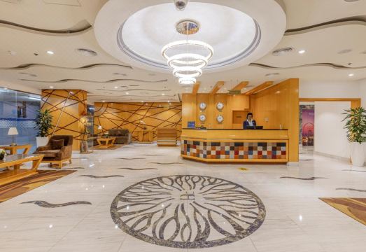 1. 로다 암와즈 스..