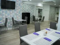 Hostal Goyesco Plaza Hotels in Plasencia