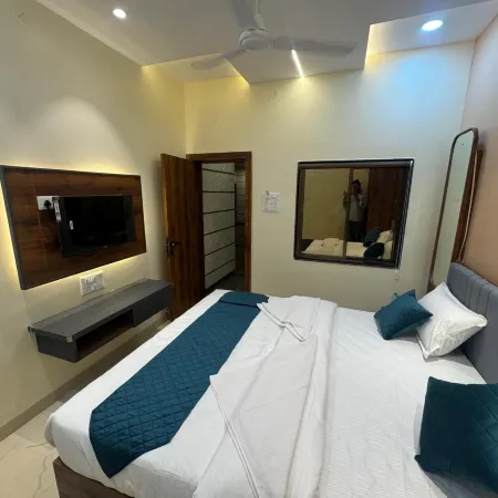 Hotel Tulsi Inn