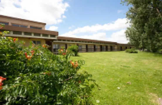 老農場羅吉斯餐廳酒店