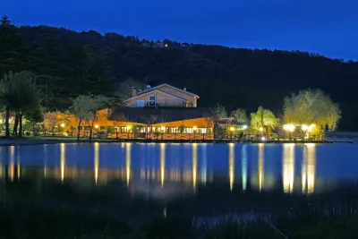 Hotel la Bella Venere Hotels near Località Felceto