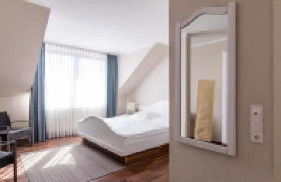 Hotel Bornheim Bei Köln Bonn - Wlan Parkplatz Frühstück - Ideal für Firmen Und Gäste