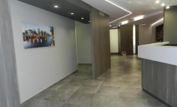 Erasmus Hotel - Housity