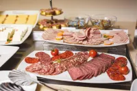 Hotel Transilvania - Desayuno
