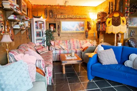 The Apartment - Öbbuhús Отели в г. Borgarbyggd