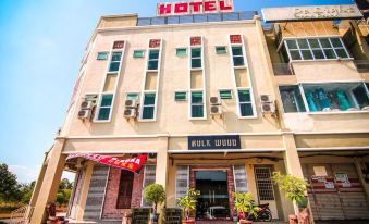 Rock Wood Hotel