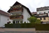 Gästehaus Gebauer - parking