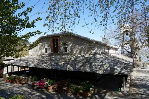 Hotel Atrapos Hotels in Mouresi