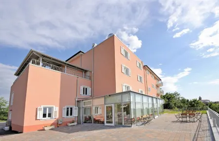 Hotel Kozana Отели в г. Solkan