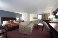 Travelodge by Wyndham Merrill Hotel a Merrill