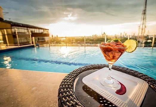 Hotel Súper Estrellas - Housity