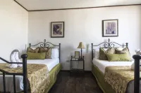Hotel Los Balcones Leon Hotels in Леон